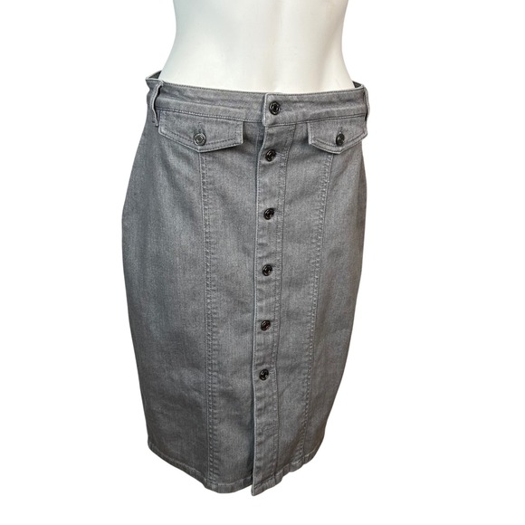 Banana Republic Denim Skirt Size 6 Gray Pencil Button Front Retro Preppy - Picture 3 of 10